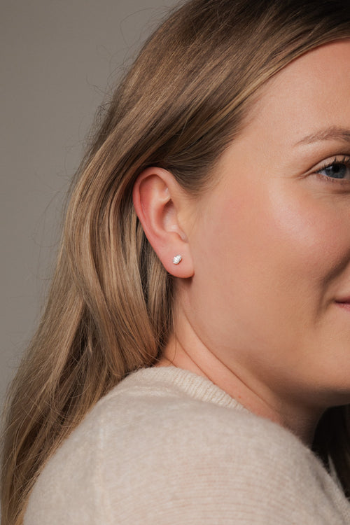 Midem Copenhagen timanttikorvakorut 0,50ct valkokulta